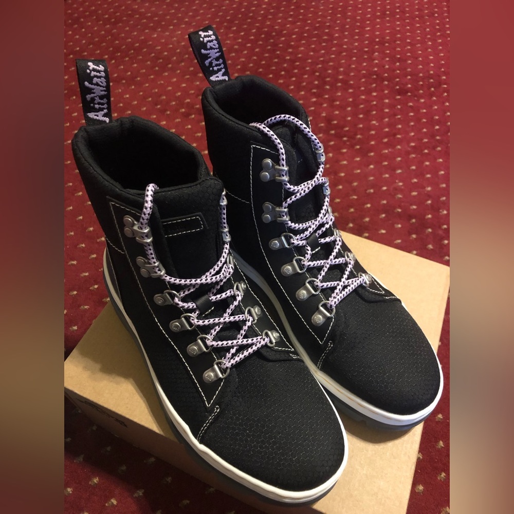 Dr Marten Women’s Size 10. Combs Black. Brand new